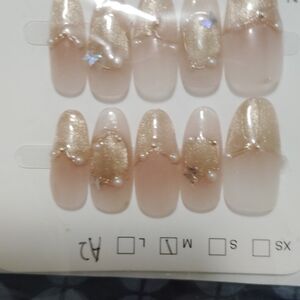 Gold and Cream Press-On Nails